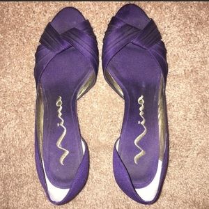 REPOSH Nina purple peep toes